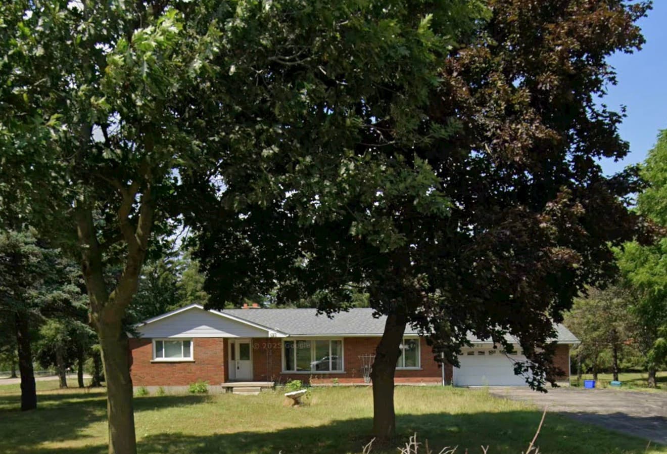 462 Arkell Rd — Photo 1